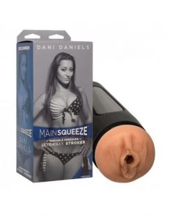 Doc Johnson Main Squeeze Dani Daniels Pussy - Flesh - 7.5 Inch